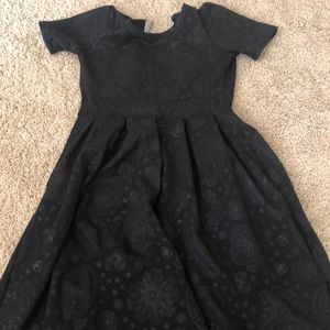 LulaRoe black Amelia